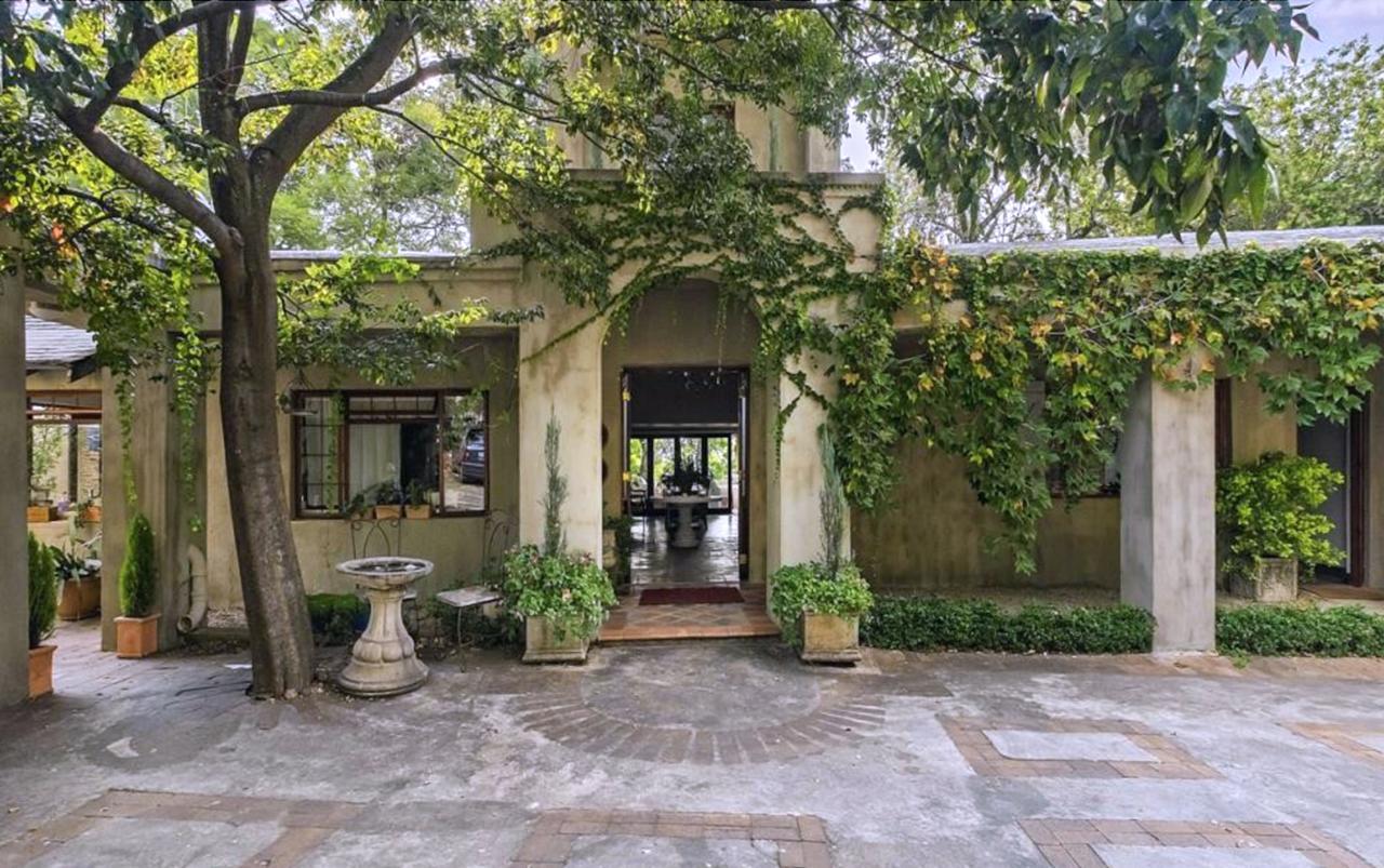 Shepherd'S Corner Guest House Йоханесбург Екстериор снимка