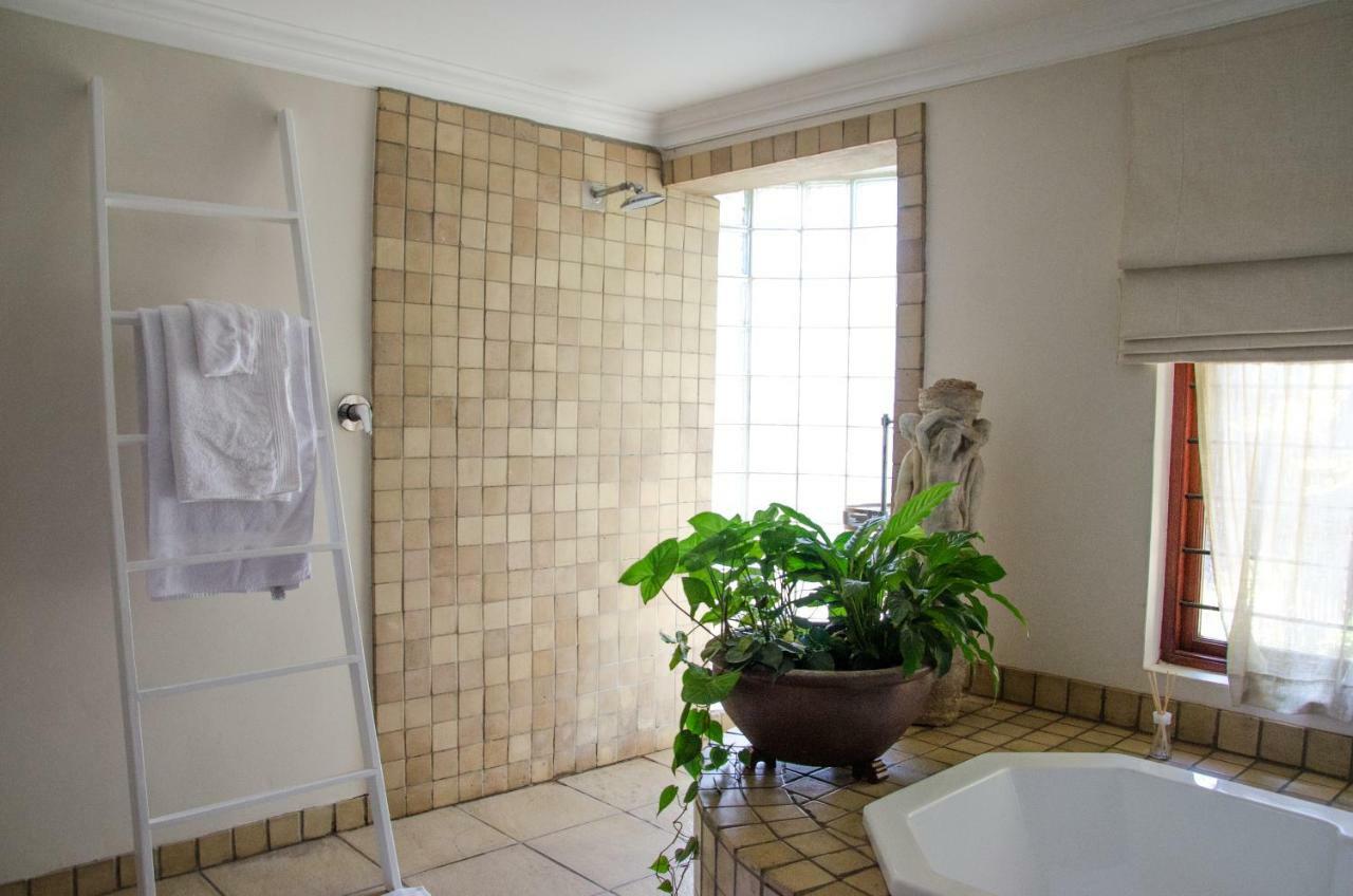 Shepherd'S Corner Guest House Йоханесбург Екстериор снимка